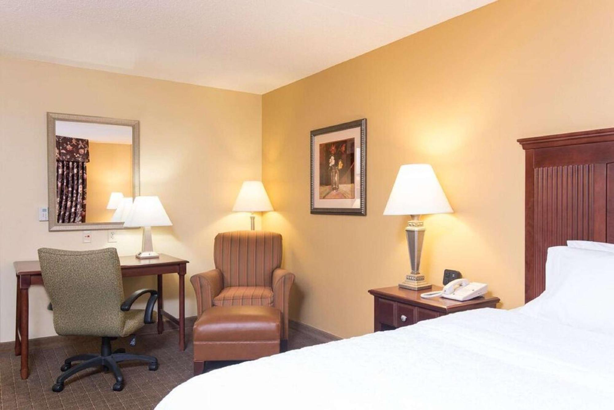 Hampton Inn Schenectady Downtown Dış mekan fotoğraf